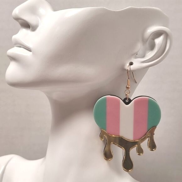 DOLLS KILL Drip Heart cute fun kawaii goth punk earrings - Picture 2 of 6
